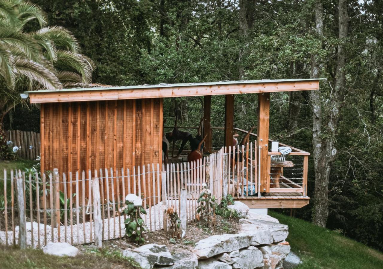 Hotel Les Freres Ibarboure Bidart Bagian luar foto