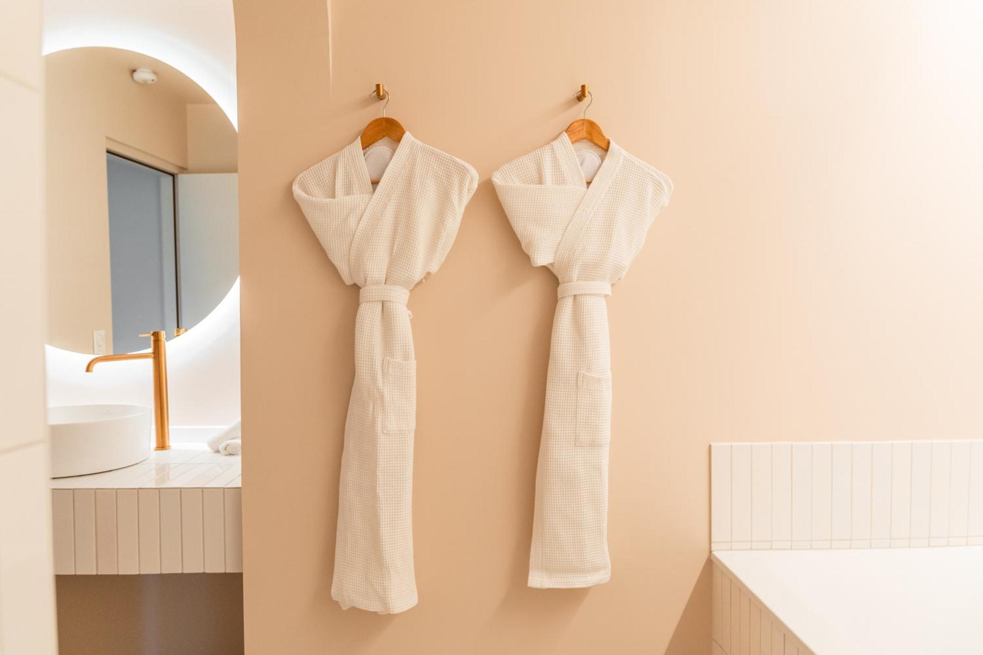 Hotel Les Freres Ibarboure Bidart Bagian luar foto