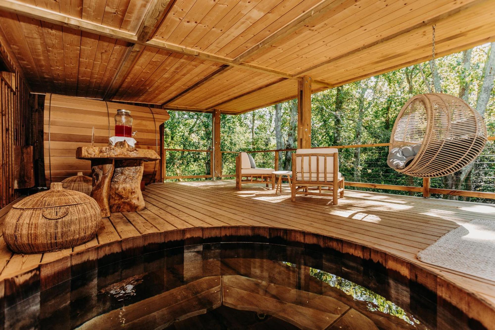 Hotel Les Freres Ibarboure Bidart Bagian luar foto