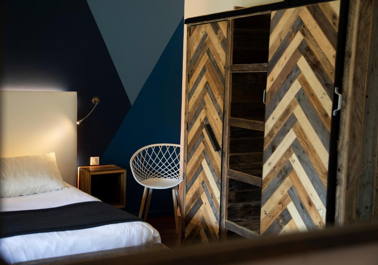Hotel Les Freres Ibarboure Bidart Bagian luar foto